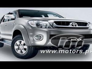 2012-toyota-hilux_turbo_4*4