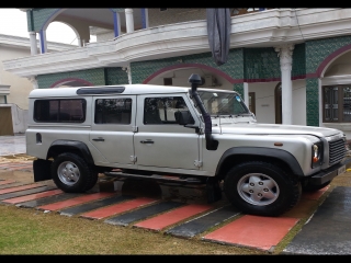 LandRover Defender by 