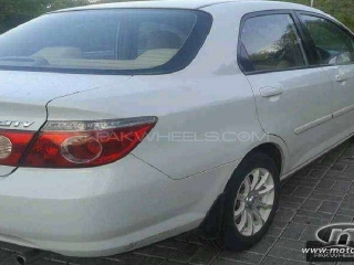 Honda City by 