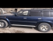 Toyota LandCruiser Side view