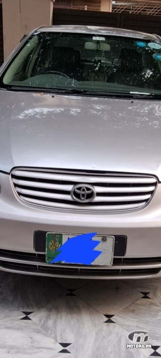 Toyota Corolla by 