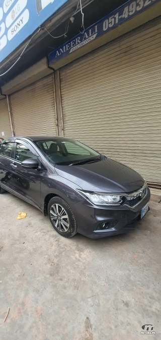 Honda City by 