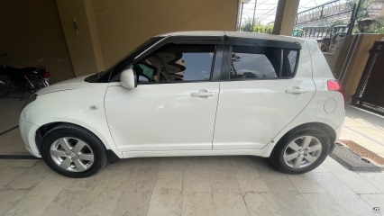 Suzuki Swift by 