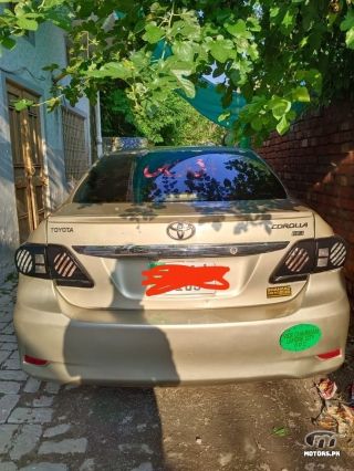 Toyota Corolla by 