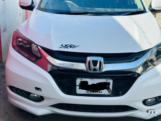 Honda Vezel by 