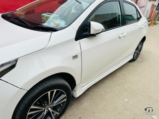 Toyota Corolla by 