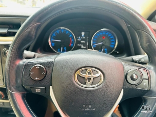 Toyota Corolla by 