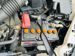 Toyota Corolla by 