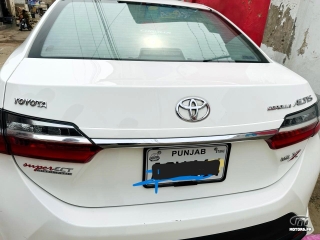 Toyota Corolla by 