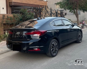 Hyundai Elantra by 