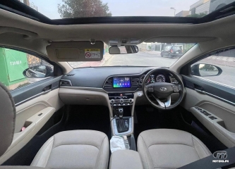 Hyundai Elantra by 