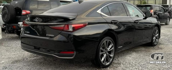 Lexus ES-Series by 