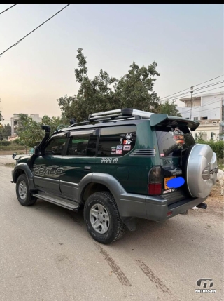 Toyota Prado by 