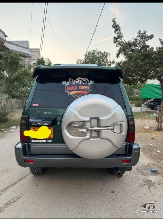 Toyota Prado by 