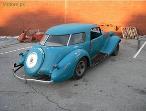 cockpit-style-old-car