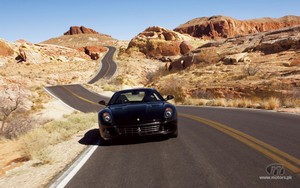 black_ferrari_fiorano_highway