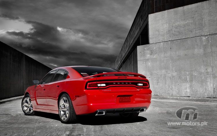 2011-dodge-charger-rear
