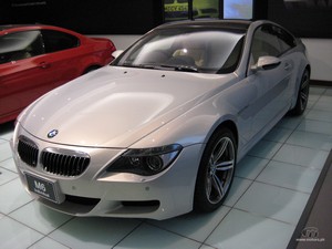 BMW-M6-4
