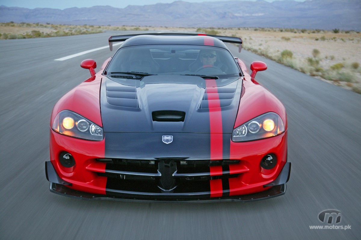 2008_Dodge_Viper_SRT10_ACR_MotorAuthority_008