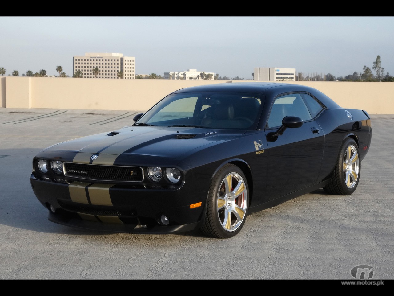 2009-hurst-hemi-dodge-challenger