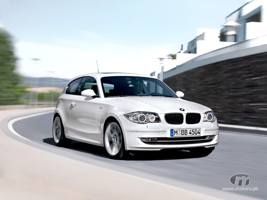 BMW-1-Series-three-door-wallpaper