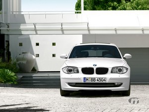 BMW_1series_3door_08