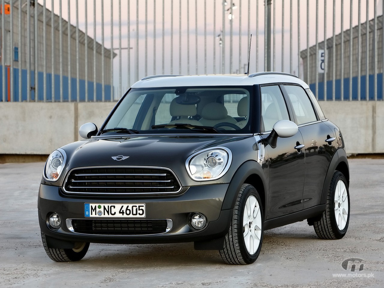 mini-countryman-2010-749121