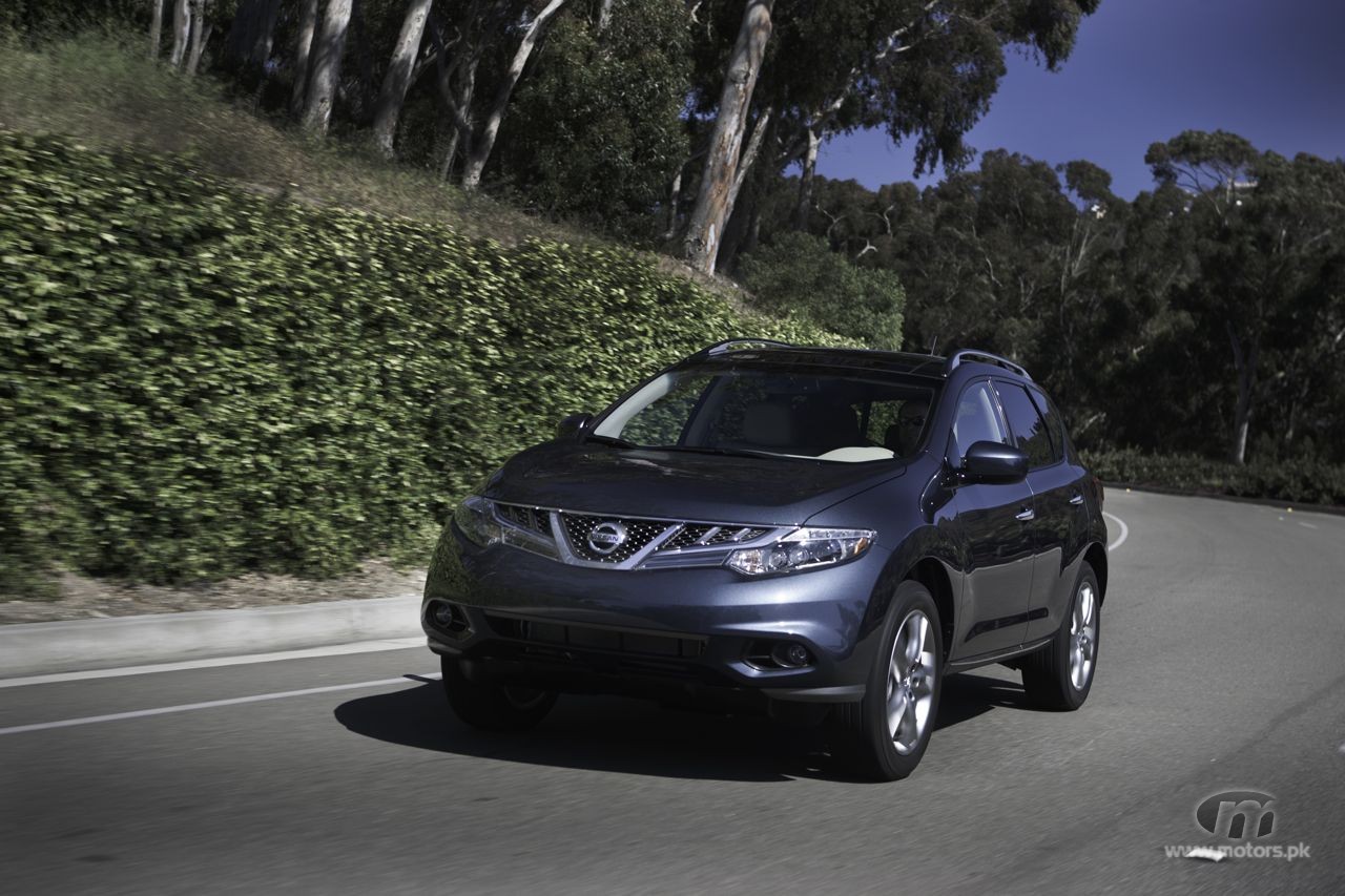 2011-Nissan-Murano-Front