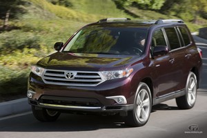 2011-Toyota-Highlander-SUV-39