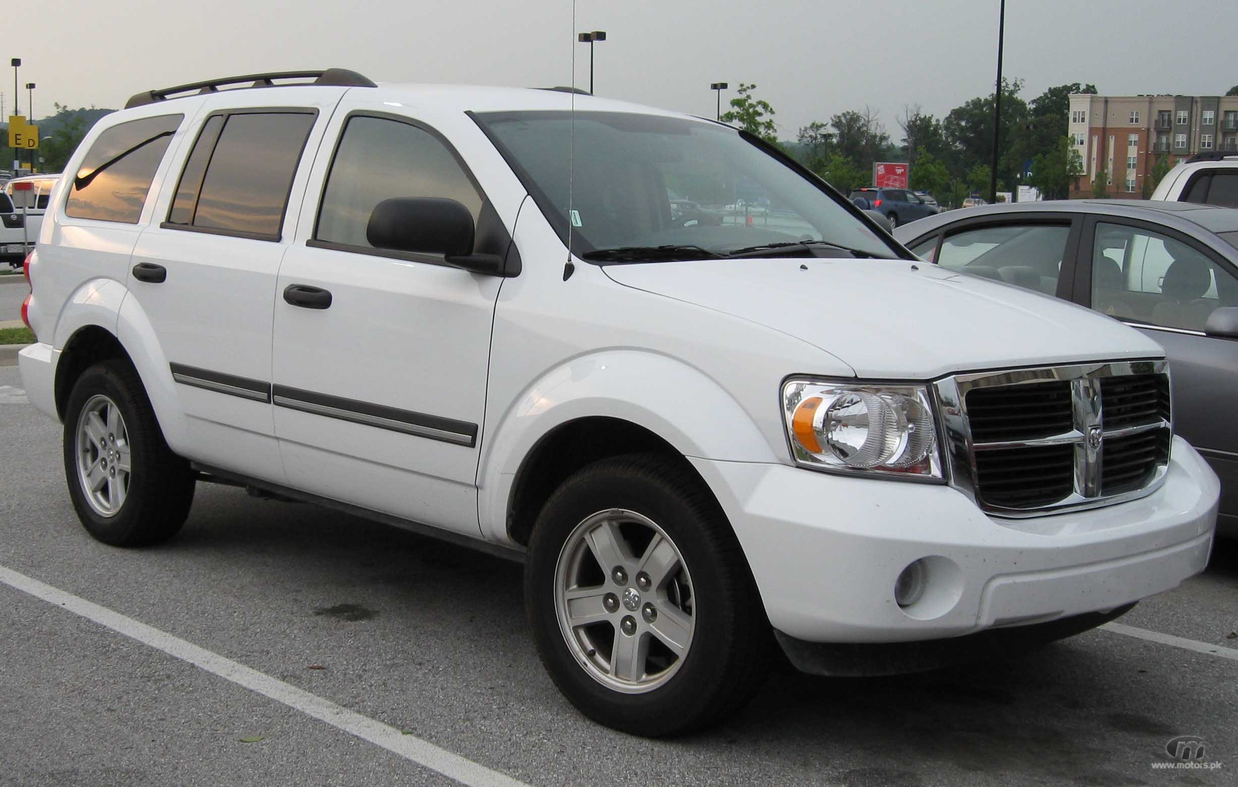 2007-2008_Dodge_Durango