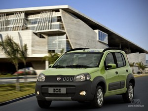 2011-Fiat-Uno-Front-Side-View