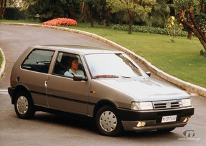 49_fiat_uno_sx_1989_02_b