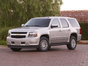 2011-Chevrolet-Tahoe-Hybrid-SUV-Base