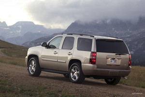 2011-Chevrolet-Tahoe-Image-016