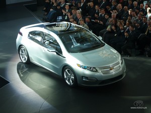 2011-chevrolet-volt-production-revealed-2