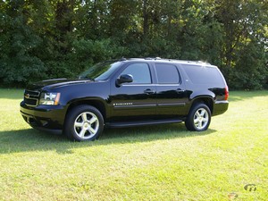 2011_chevy_suburban_9