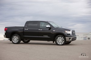 2011-toyota-tundra-2