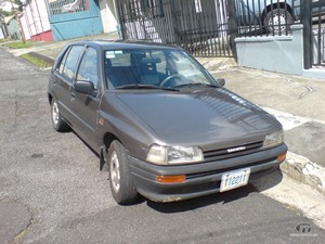 1987_daihatsu_charade