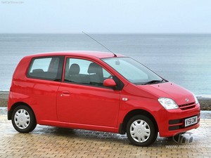 Daihatsu-Charade_2006