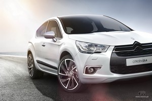 2011-Citroen-DS4-car-white