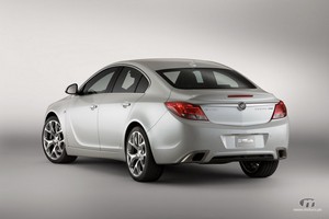 2011-buick-regal-gs-Silver