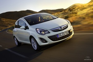 Opel-Corsa-2011