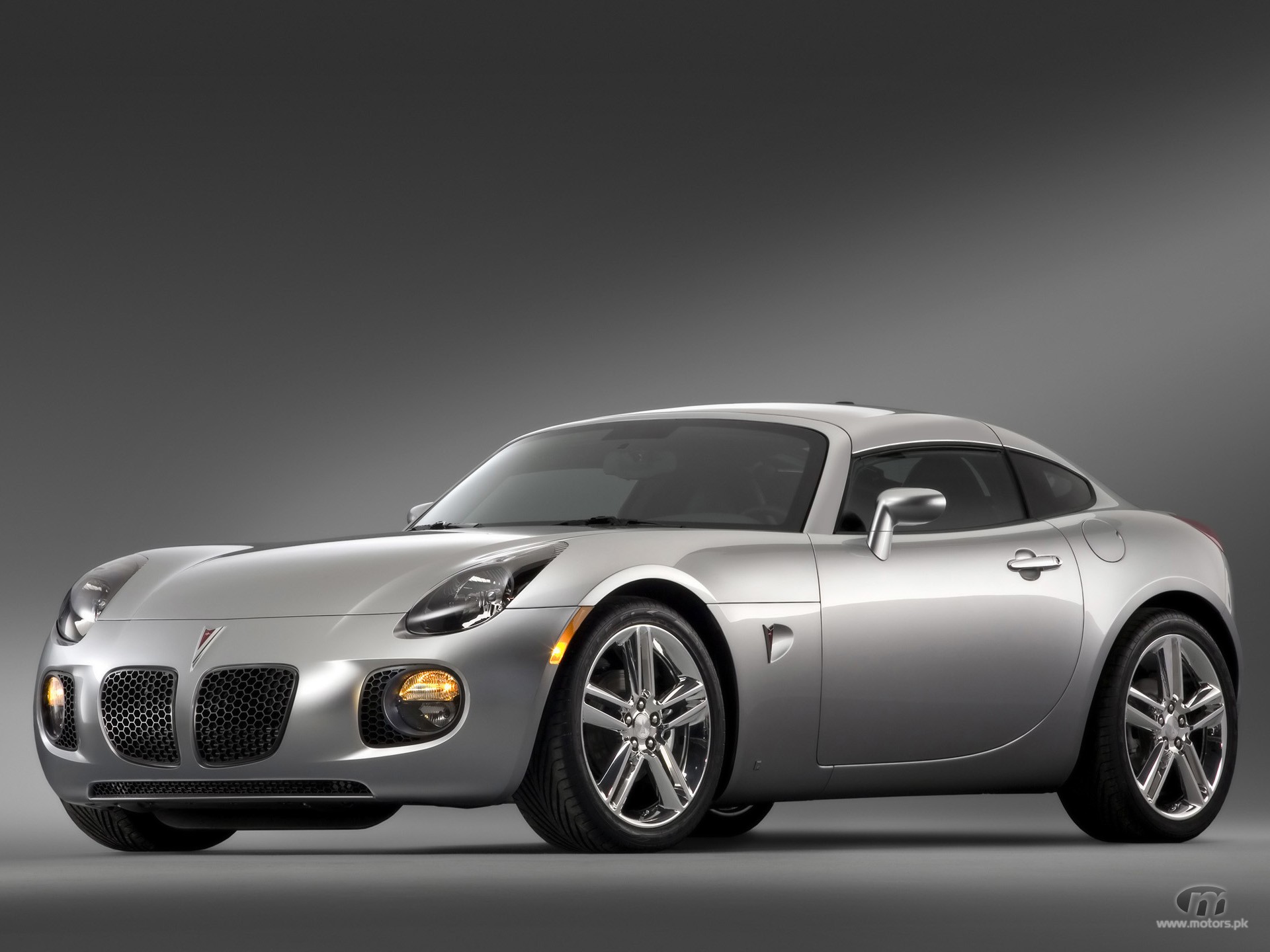 Pontiac-Solstice-Coupe-Silver