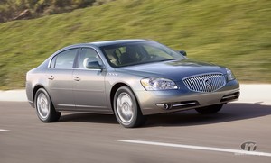 buick-lucerne-2011