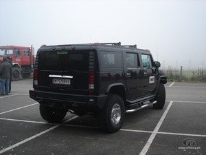 2011-Hummer-H22