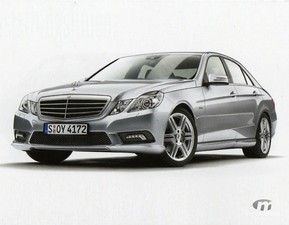 2010_Mercedes_Benz_E_Class_Brochure