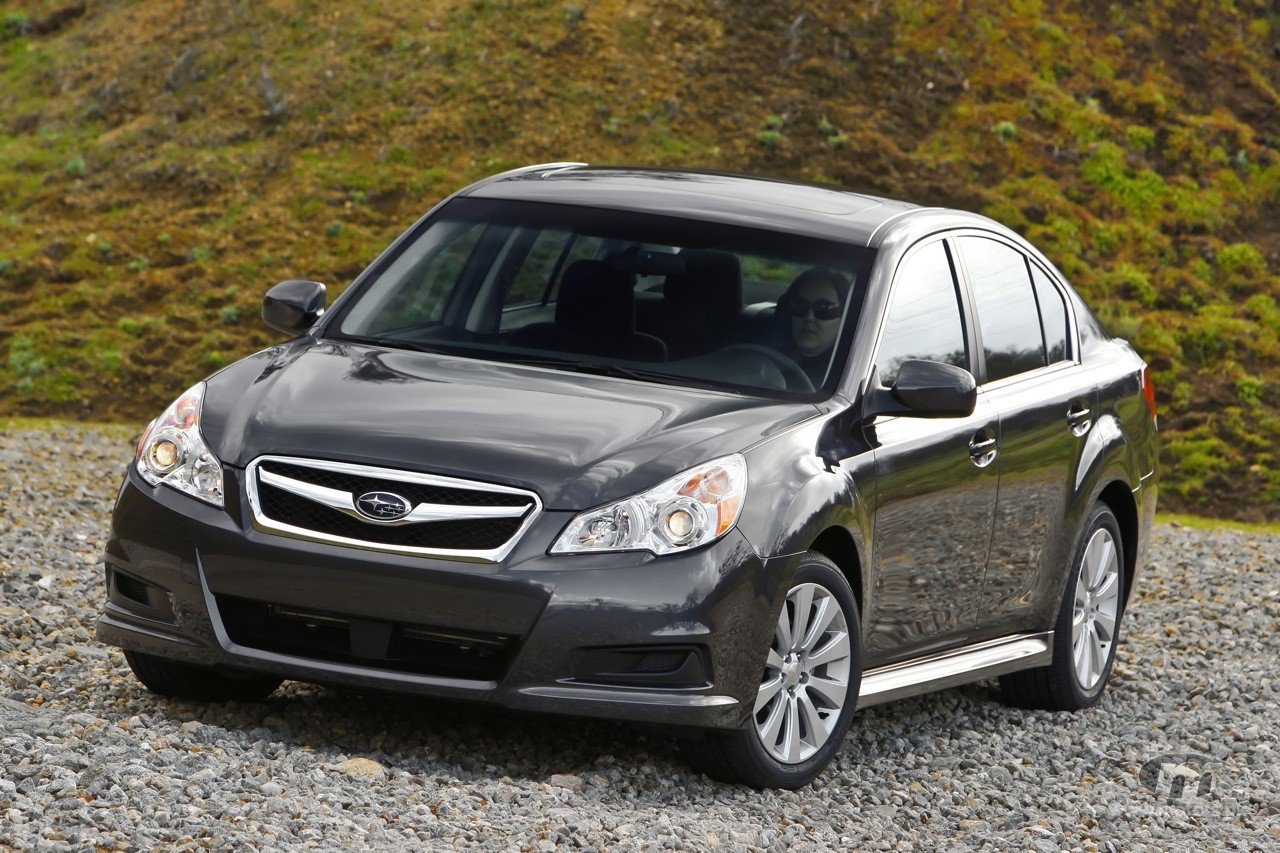 subaru-2010-Legacy