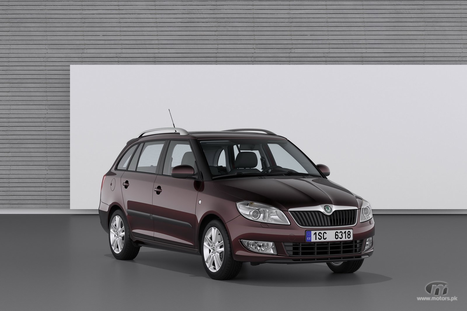 2010-Skoda-Fabia-Roomster