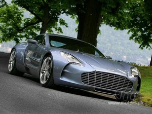 2010-aston-martin