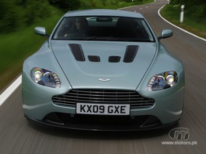 aston-martin-v12-vantage-2010